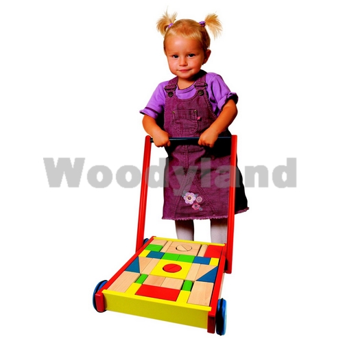 Woody vozík s rúčkou a kockami