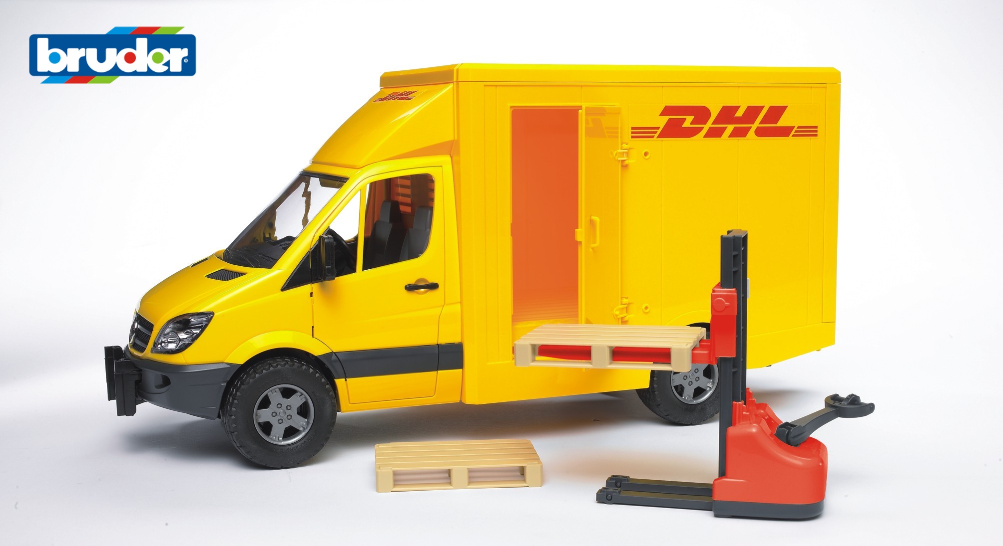 BRUDER DHL transportér  Mercedes