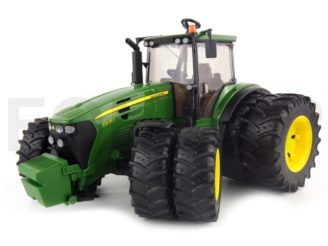 Bruder Traktor John Deere 7930 s