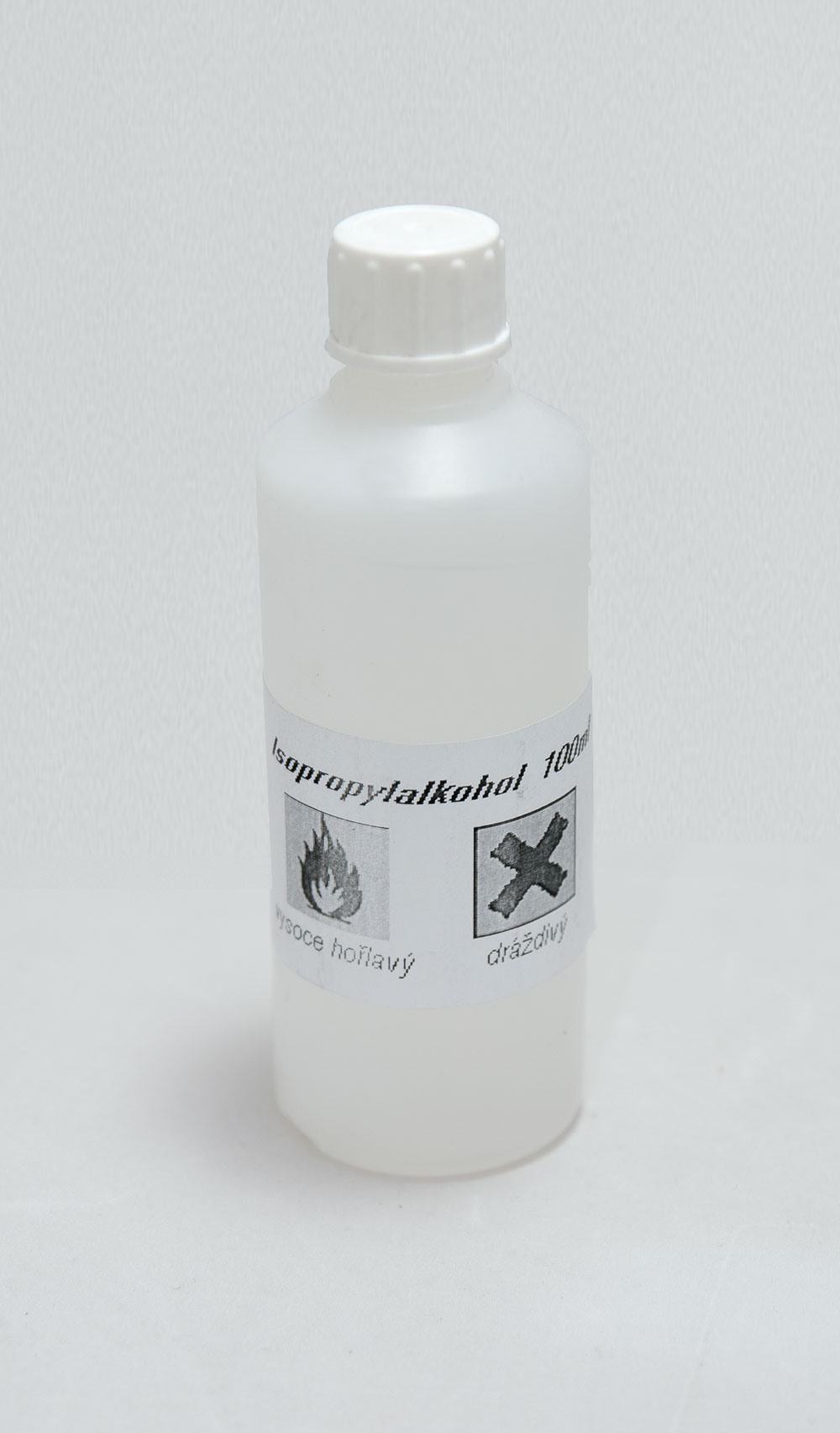 Iso Propyl Alkohol 99 %,100 ml v