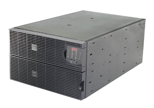 Záložný zdroj APC Smart-UPS RT 8